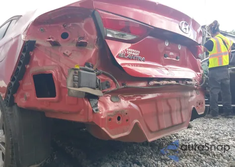 2018 Hyundai Elantra Sel z USA, uszkodzony, nr VIN 5NPD84LF9JH339460